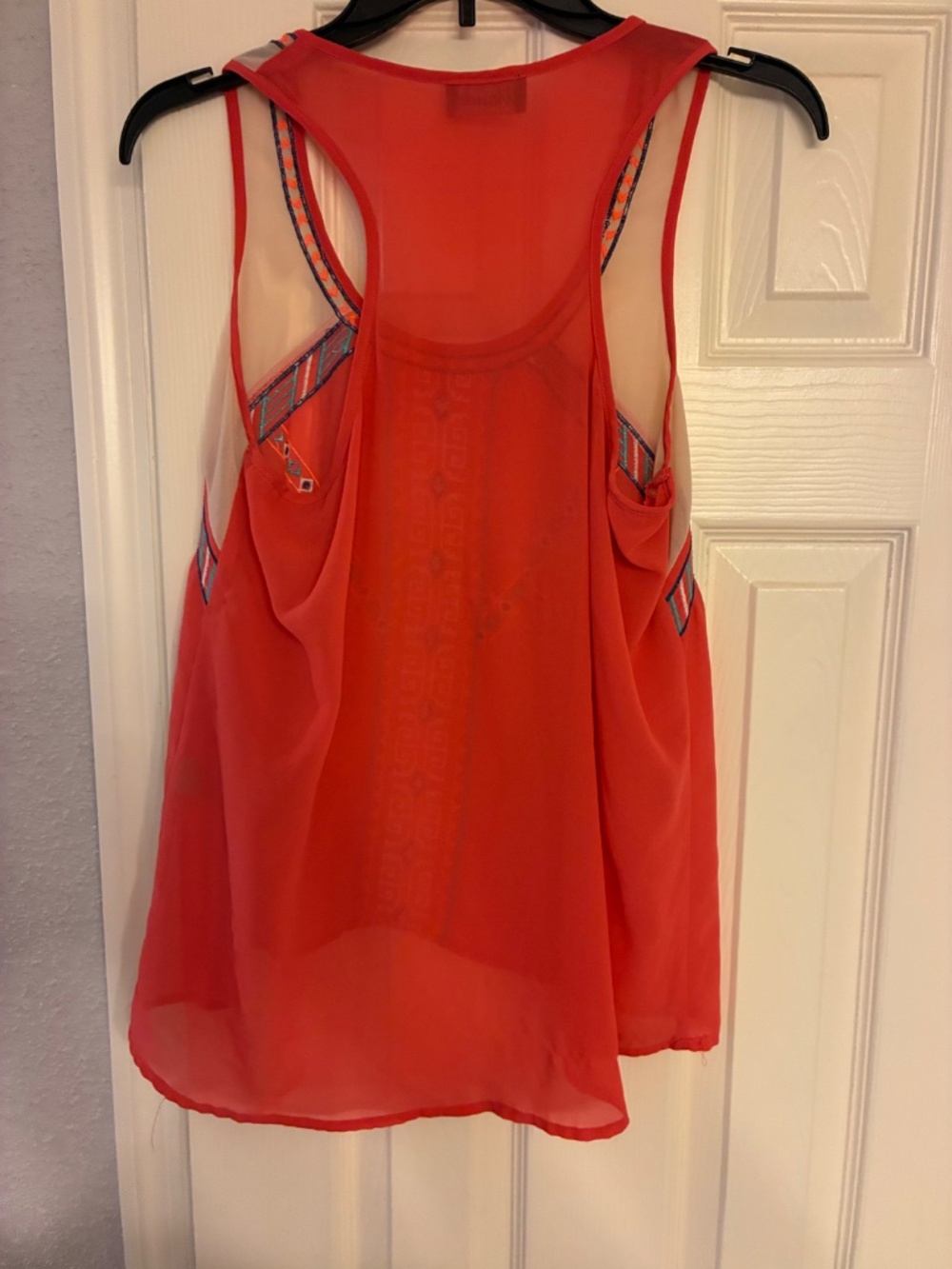 Embroidered Tank Top - Picture 3 of 4